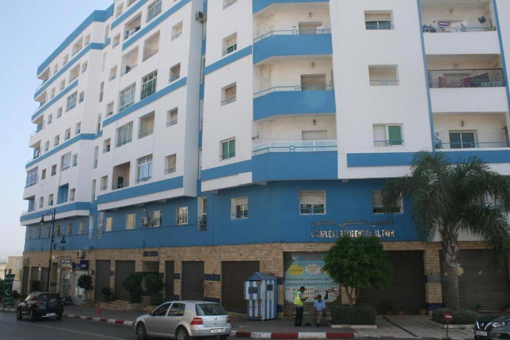 View Apartments Лараш Екстериор снимка